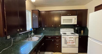 Lawton/Fort Sill Home near Airport