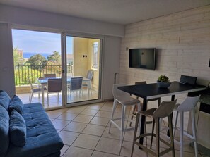 Smart-TV, Stereoanlage