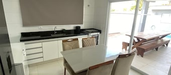 Linda Casa Para sua Família no Melhor Condomínio