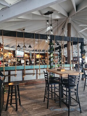 Bar (on property) - Exuma Sea La Vie - BEACHFRONT,  Stunning views, Newly Updated at Hideaways (George Town)