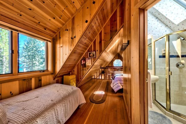 2 bedrooms, desk, free WiFi