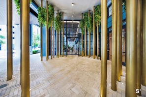 Exterior detail - Stayplus Luxury Condo in Downtown Miami (Miami)