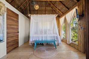 1 slaapkamer, een strijkplank/strijkijzer, wifi, beddengoed