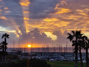 Apartment | Marina - Front Line Seafront Apartment With all day Sun! (San Miguel de Abona)