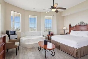 1 bedroom, iron/ironing board, travel cot, WiFi - Magnolia Cottage R6 (Lafitte)