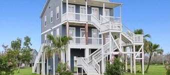 Cypress Cottage St.1