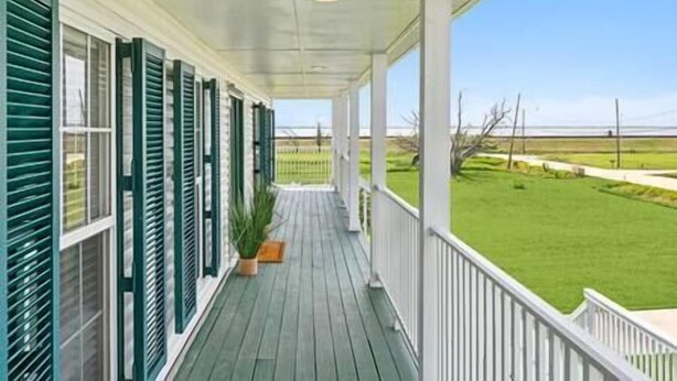 Property grounds - Elsa's Place: Private Home (Lafitte)