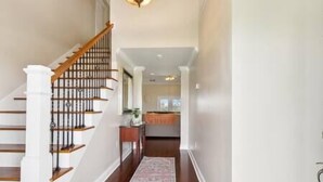 Interior - Elsa's Place: Private Home (Lafitte)