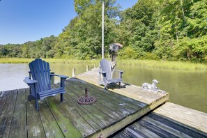 Property grounds - Waterfront Urbanna Home w/ Private Dock (Urbanna)