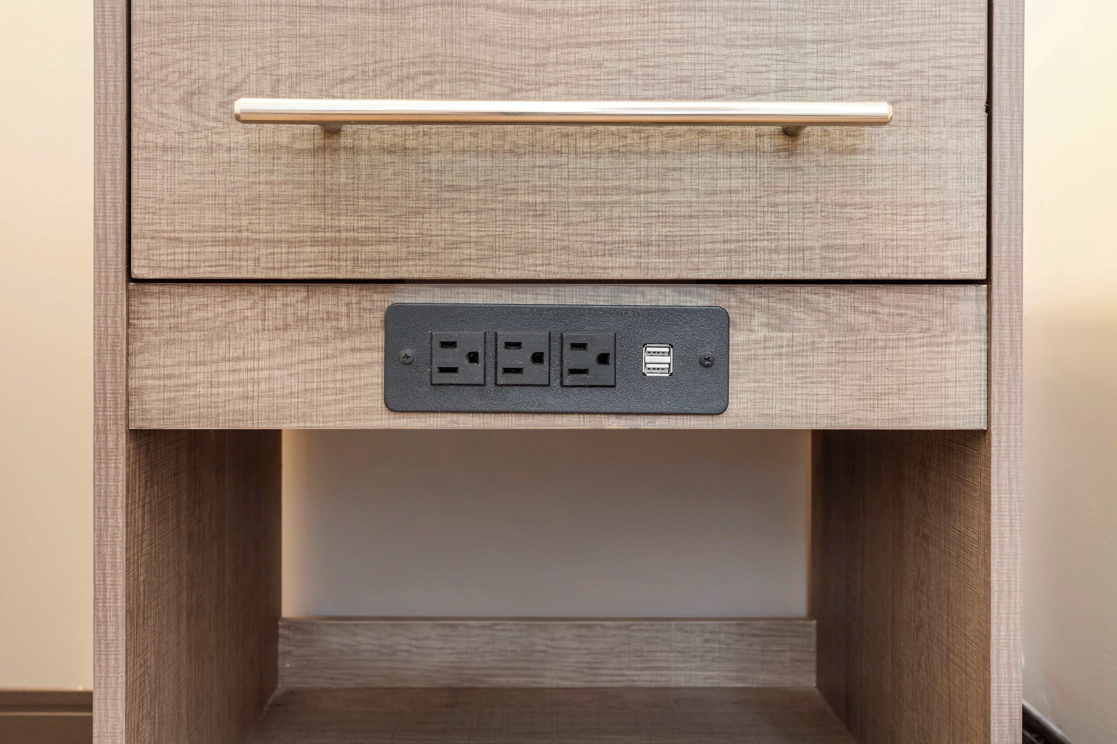 Photo - Red Roof Inn PLUS Jamaica, NY - JFK Airport