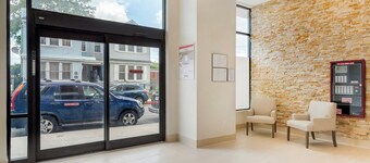 Red Roof Inn PLUS+ Jamaica, NY – JFK Airport