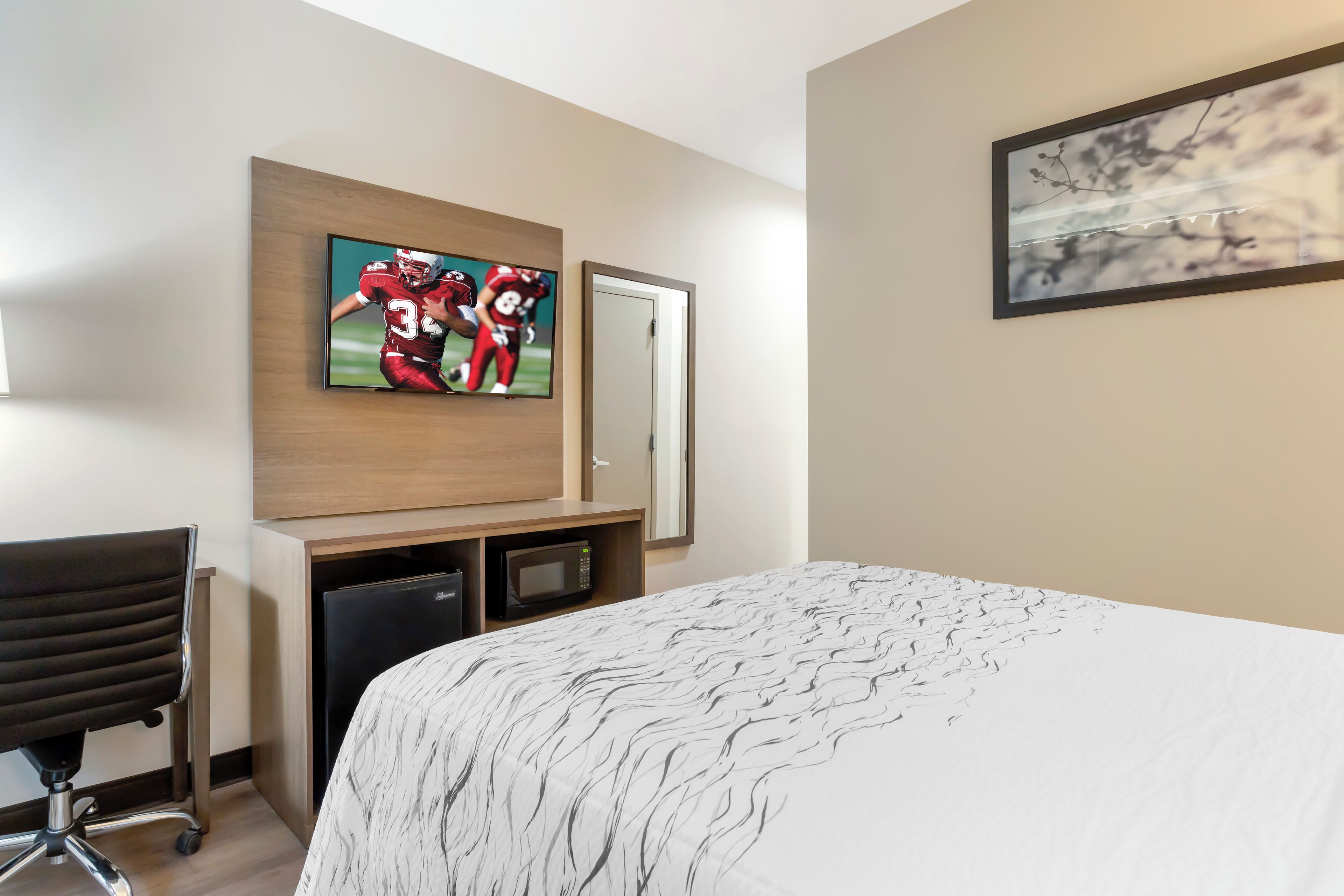 Photo - Red Roof Inn PLUS+ Jamaica, NY – JFK Airport