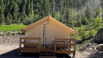 Enceinte de lâhĂ©bergement