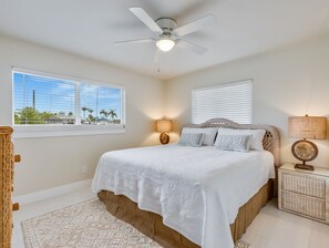 2 chambres, fer et planche à repasser, lit parapluie, Wi-Fi gratuit