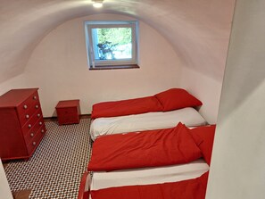 2 Schlafzimmer, Bügeleisen/Bügelbrett, WLAN, Bettwäsche