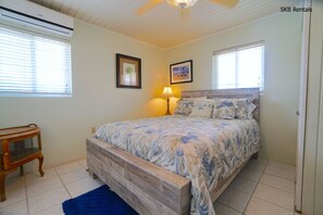 2 bedrooms, WiFi, bed sheets - Palm Place 2-bedroom condo in Frigate Bay with WiFi, AC, close to all amenities (Zenway Blvd)