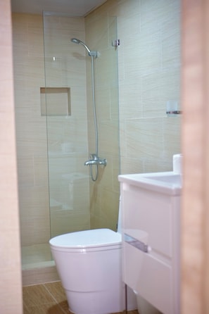 Deluxe Studio, Beach View | Bathroom - Estudio apartamento Juan Dolio (Guayacanes)