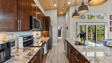 Microwave, oven, stovetop, dishwasher