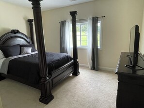 4 bedrooms, iron/ironing board, travel cot, WiFi