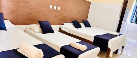 Basic Triple Room | Free WiFi