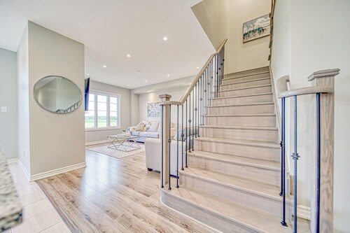 Spacious 3BR Townhome | Near Thermea Spa & Casino | Free Parking | Fast WiFi