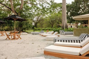 Beach - Arde La Selva (Santa Fe de Antioquia)