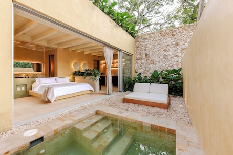 Luxury Room, Private Pool | Premium bedding, down comforters, pillowtop beds, minibar. Arde La Selva