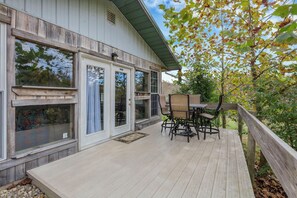 Exterior - Cabin with Character (New Lexington)