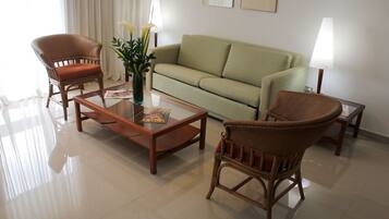 Premium bedding, minibar, in-room safe, desk