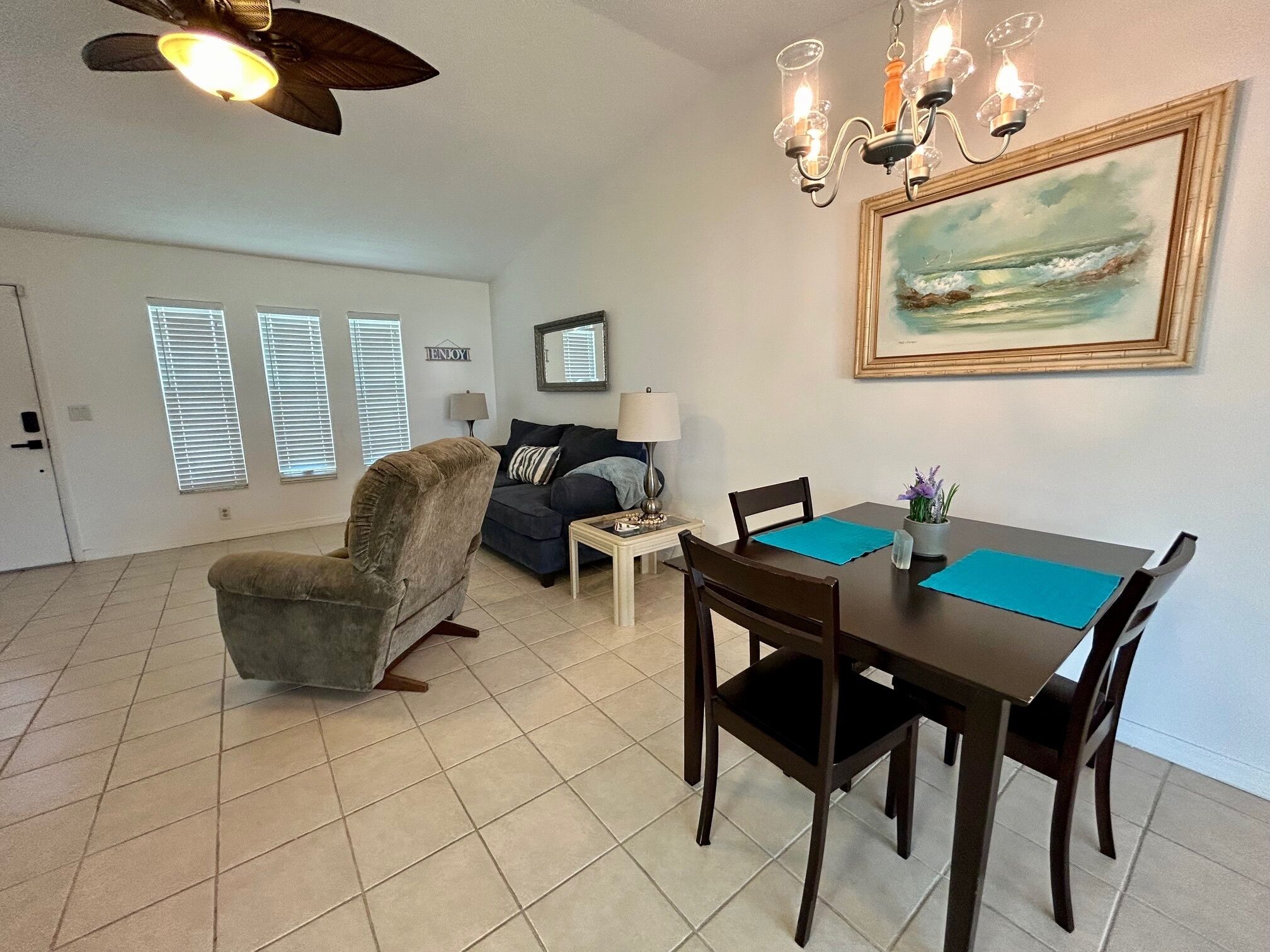6 Miles From Beaches ~ Cozy Home W/ Screened Lanai - Englewood
