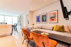 Executive Apartment, 3 Bedrooms, City View | Living area - NEW City Stay in Roma Private Lounge (Mexico City)