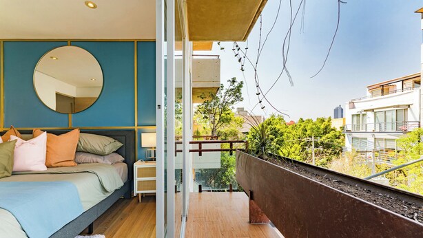 Apartemen Eksekutif, 3 kamar tidur, pemandangan kota | Brankas, setrika/meja setrika, Wi-Fi gratis, dan seprai linen