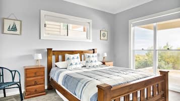 5 bedrooms