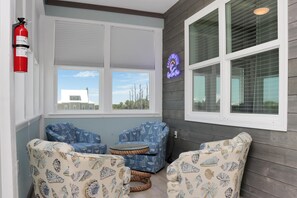 Interior - Salty Dolphin (Port St. Joe)