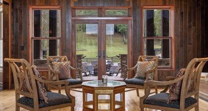 Mountain Mansion near Blue Ridge 25 acres & 14,400 SQFT