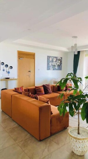 Living area - Flamingo Apartments
 (Kampala)