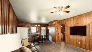 Unclassified image, 3 of 14, button - Peaceful cabin in orchard with Lake Chicot views! (Lake Village)