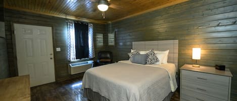 1 bedroom, iron/ironing board, travel crib, WiFi (free)