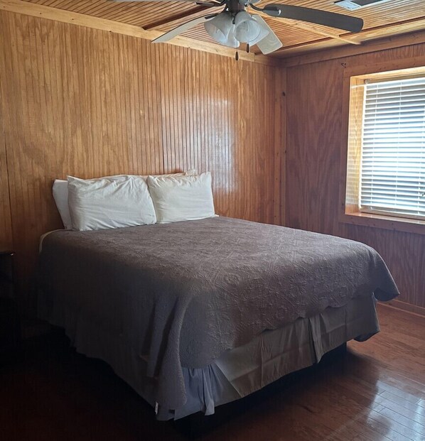 2 bedrooms, iron/ironing board, travel crib, free WiFi