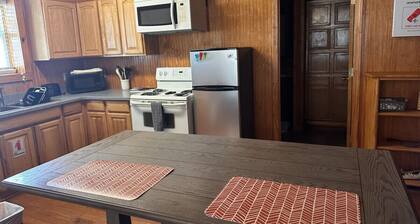 Lake Chicot Sunrise: Your Front Yard View!