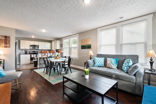 Close Beach Access - 150 Yards to Fishing Pier!