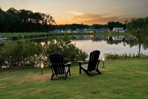 The Villa at Farmville Lakes