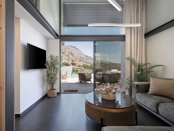 TV - Nature's Den four Luxury Suites package (Sfakia)