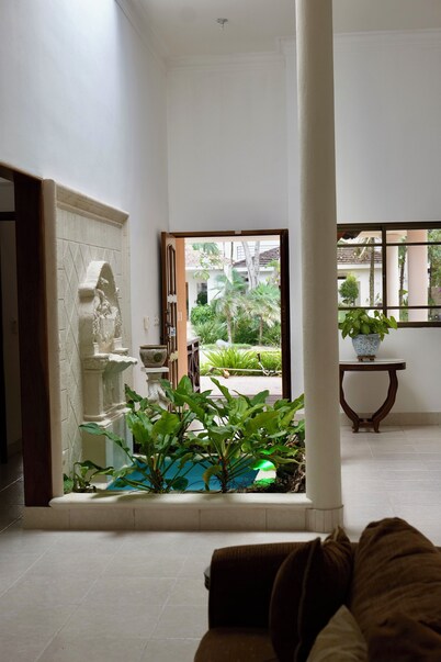 Villa Aurora Juan Dolio GuavaBerry