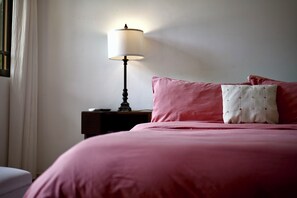 Comfort Villa | 3 bedrooms, in-room safe, blackout curtains, iron/ironing board - Villa Aurora Juan Dolio GuavaBerry (Guayacanes)