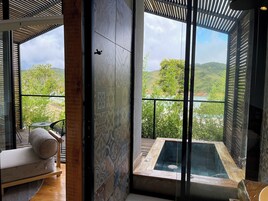 Classic Cabin, Balcony, Partial Lake View | 1 bedroom, free WiFi