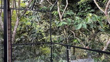 Familien-Ferienhütte, Balkon, Gartenblick | 1 Schlafzimmer, kostenloses WLAN