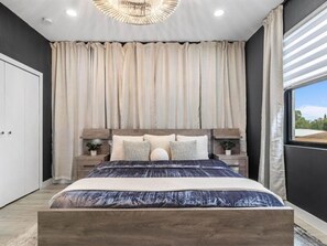 12 bedrooms, desk, iron/ironing board, free WiFi