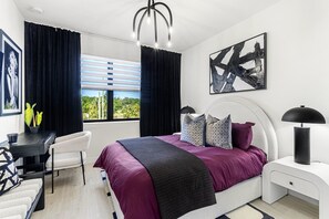 3 bedrooms, desk, iron/ironing board, free WiFi - Tampa 3BR | 4 Miles to Stadium, Close to Airport & Zoo (Tampa)