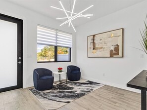 Interior - NEW to VRBO, Last Min Specials (Tampa)